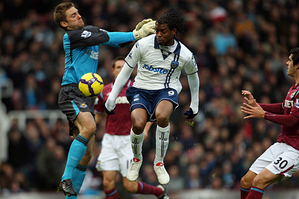 冲突发生在 冲突发生在