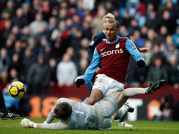 微不足道的 微不足道的