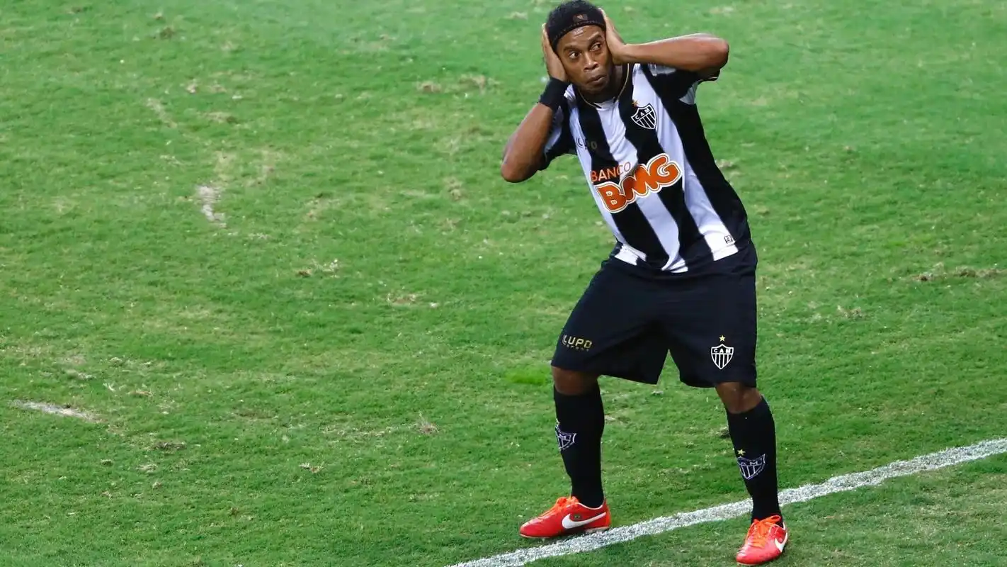 阵巴塞罗那 阵巴塞罗那