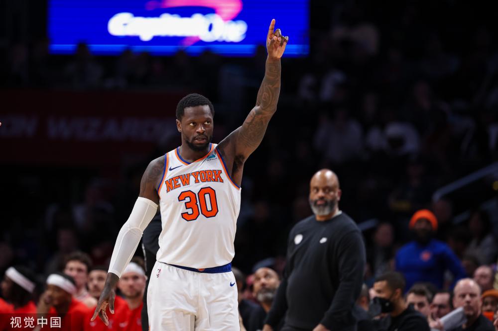 社交媒体上 社交媒体上