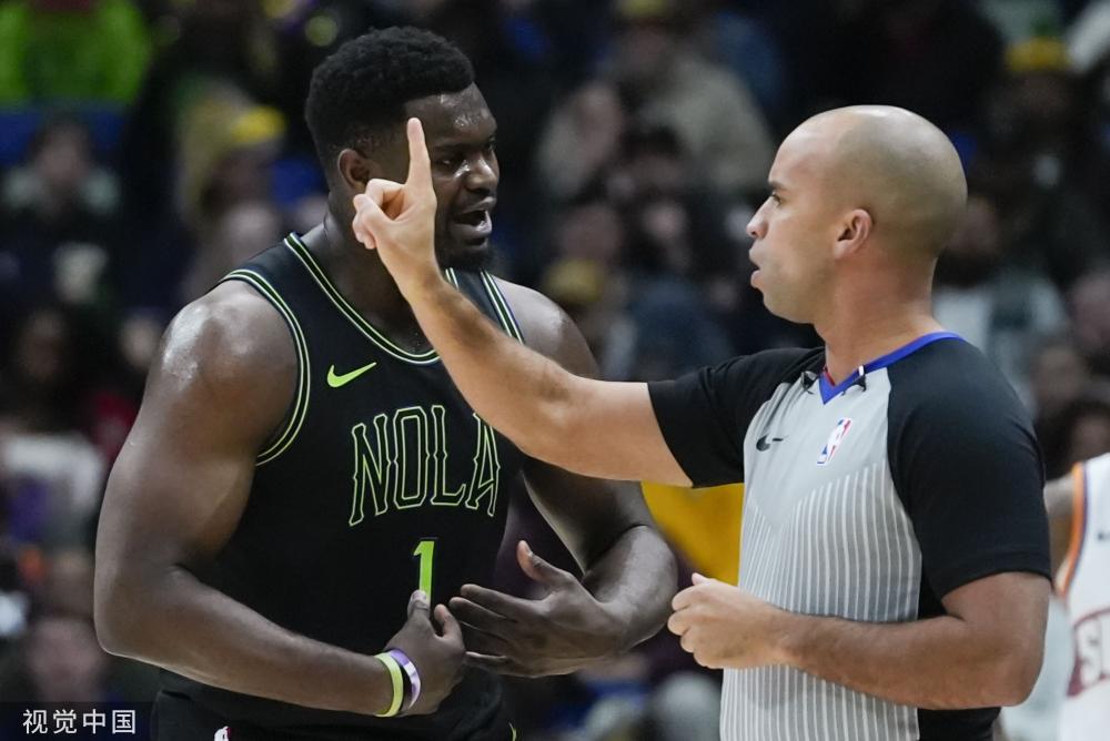 一个参与者 一个参与者