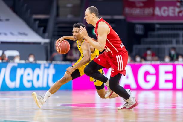 人篮球的实 人篮球的实